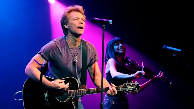 Final neașteptat al concertului Bon Jovi din Bulgaria. Jon este deja în vârstă și este normal să apară asemenea probleme
