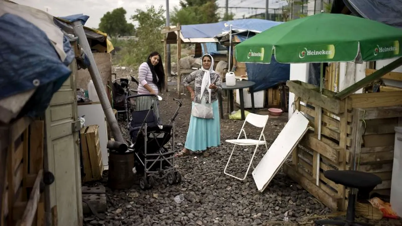 Franța va renunța la acordarea ajutoarelor pentru repatrierea romilor