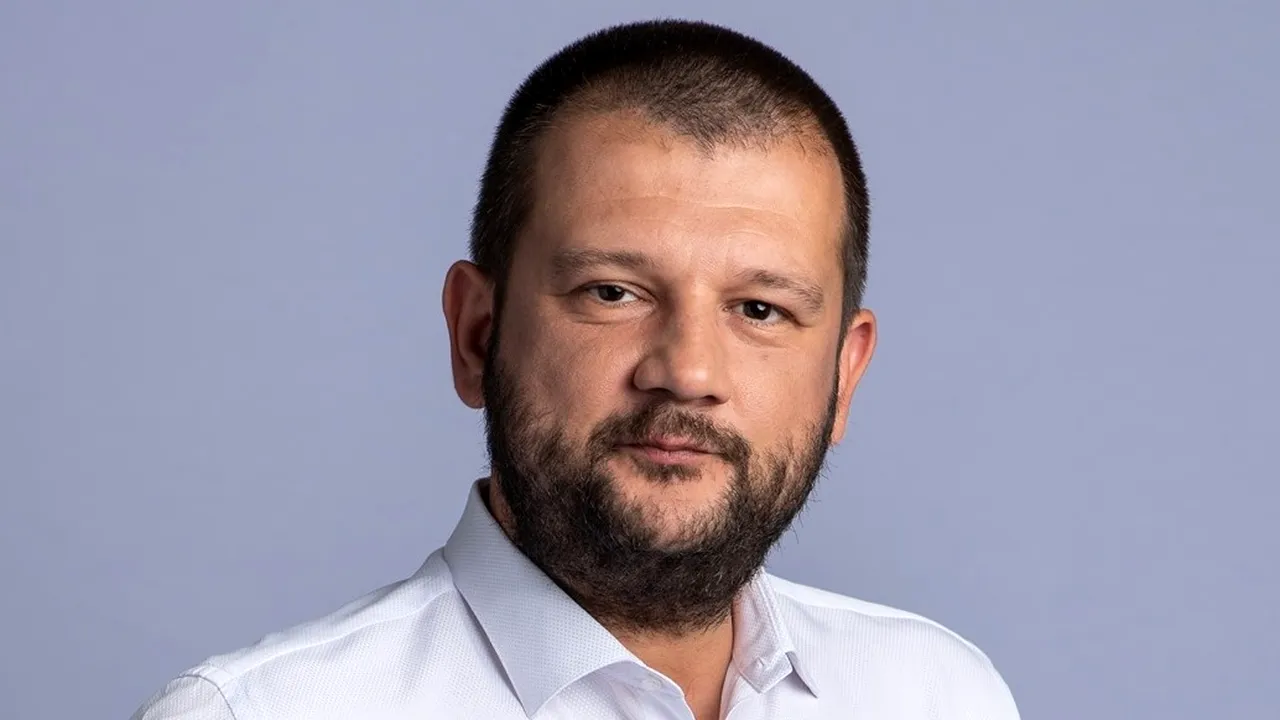 Încă un deputat părăseşte grupul parlamentar PNL