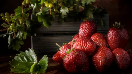 Supermarketul unde căpșunile se vând la bucată. Cât plătesc oamenii pentru o singură căpșună