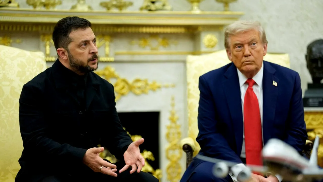 Tensiuni la Casa Albă: Zelenski s-a CONTRAZIS cu Trump în fața hărții afișate în Biroul Oval