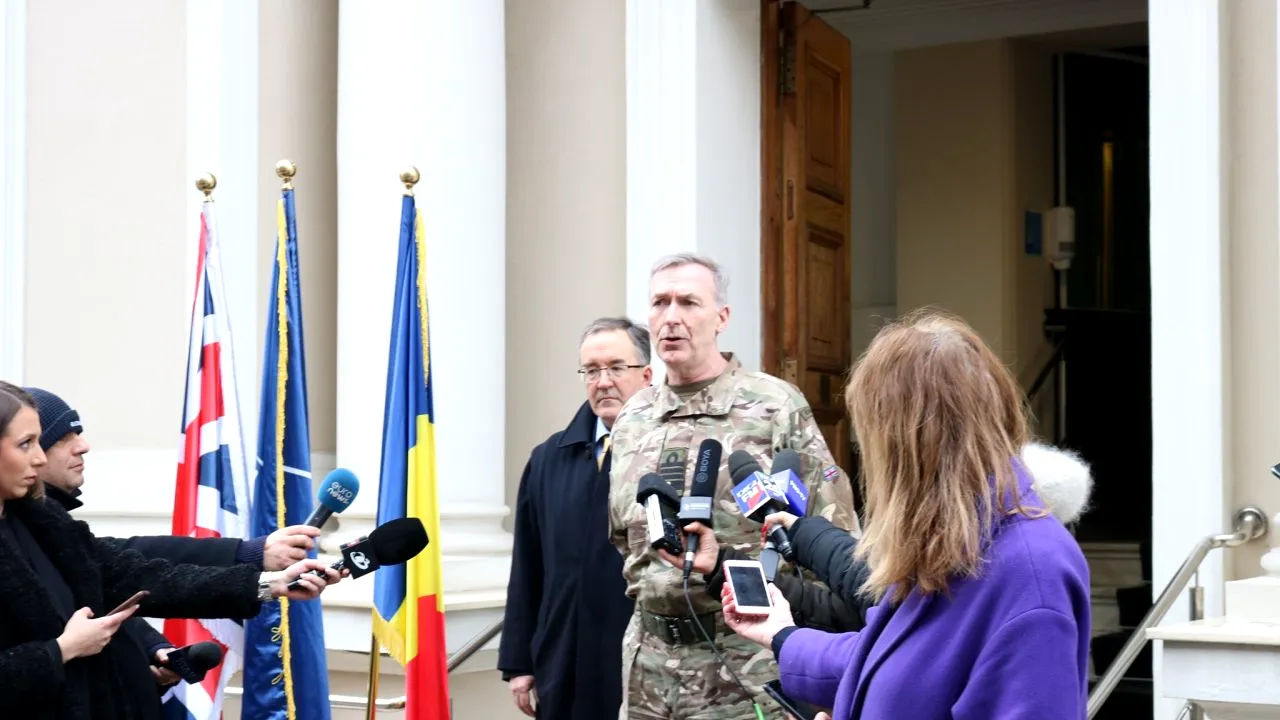 Șeful armatei britanice, vizită-fulger la București: Forţa noastră aeriană va fi în România la începutul lunii aprilie