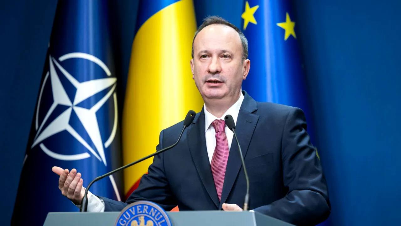 NEAMȚ își dezvoltă REȚEAUA de apă-canal/Ministrul Adrian Câciu spună că sunt 45 de LOCALITĂȚI cuprinse în program