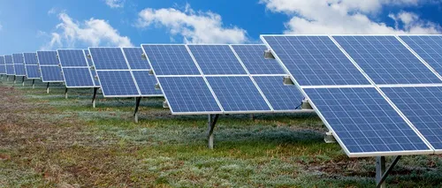 Casă eco pentru români | Administrația Fondului de Mediu va plăti 20.000 de lei celor care își montează celule fotovoltaice