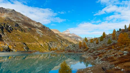 Cum arată primul hotel din lume fără pereți și tavan
