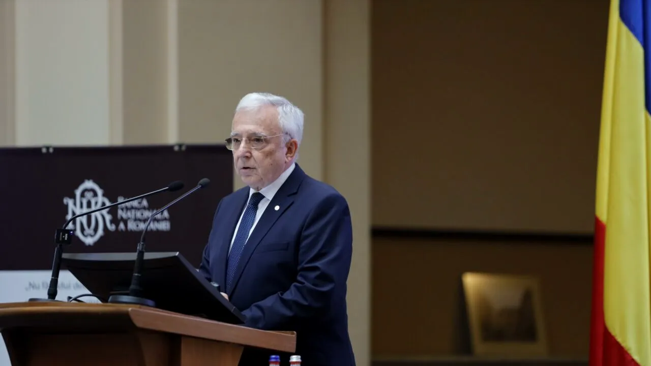 Cum argumentează șeful BNR reducerea dobânzii-cheie. „Ne-am dus în jos cu rata de politică monetară ca să nu rămânem cocoțați în perioada de toamnă”