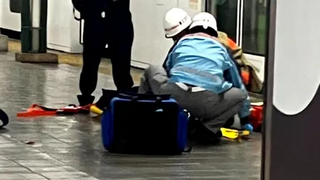 Pasageri înjunghiați, într-o stație de metrou din TOKYO. Victimele se aflau într-un tren, care tocmai oprise la peron