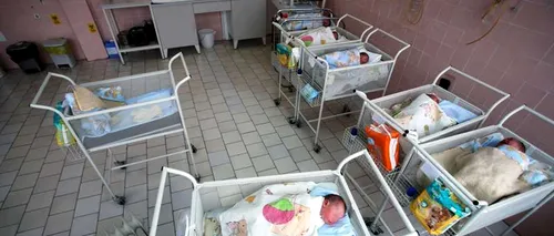 Reportaj BBC. Măsuri extreme în spitalele din Grecia: mamele nu-și pot lua copiii nou-născuți acasă până nu-și plătesc taxele