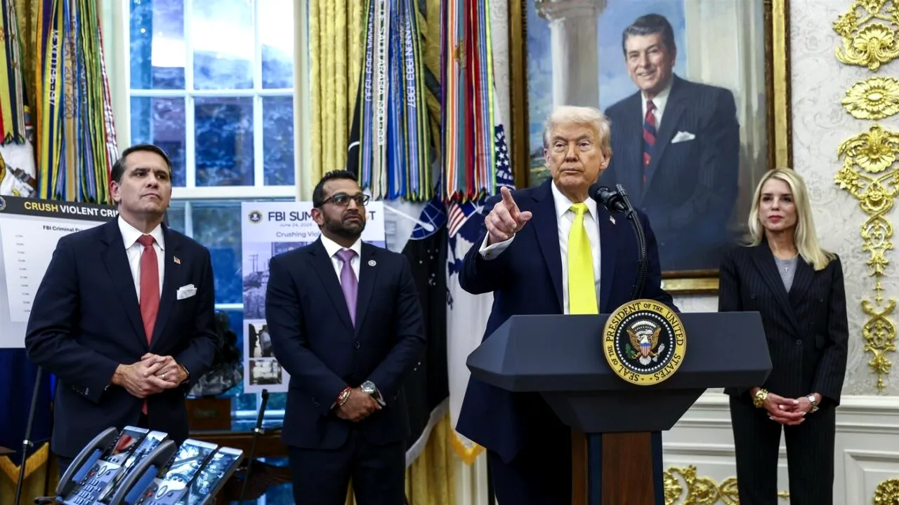 John Bolton, un fost consilier și CRITIC feroce al lui Trump, ar urma să fie pus sub acuzare. Alte trei nume, pe LISTA președintelui SUA