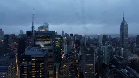 URAGANUL SANDY. Momentul în care URAGANUL SANDY A LOVIT SUA. VIDEO LIVE STREAM. CORESPONDENȚĂ GÂNDUL FOTO + VIDEO DE LA NEW YORK