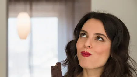 Aceeași marcă de ciocolată ar putea avea, în sfârșit, în România același gust ca în Germania. Companiile pot plăti AMENZI de cel puțin 4% din cifra de afaceri pentru dublul standard de calitate