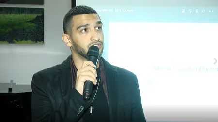 Conferință educațională la Târgoviște | Claudiu Dumitrache: ”Tehnica nu ne face artiști”