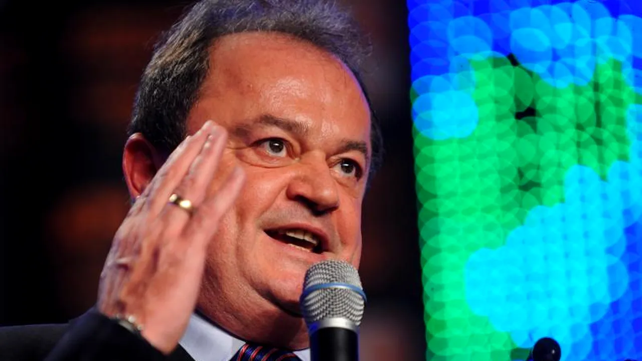 ELENA UDREA INTERVIU LA GÂNDUL LIVE: Îl susțin pe Vasile Blaga la șefia PDL. Ce răspunde Udrea întrebată dacă l-ar susține pe MRU la viitorul Congres - VIDEO