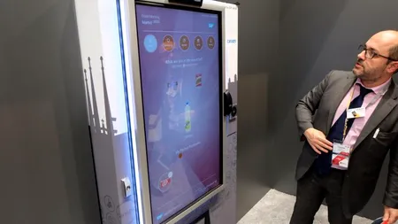 MWC 2015. SAP prezintă vendomatul viitorului. Știe ce vrei și afișează detalii complete despre un produs înainte de a-l comanda