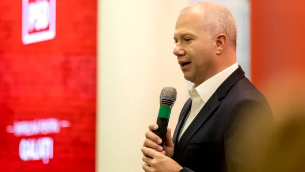 Un lider PSD transmite că partidul vrea să continue „căsătoria” cu PNL, dar fără Bolojan: „Am vrea să schimbăm mireasa”