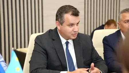 UPDATE: FOTO - VIDEO - Peste 1.200 de aleşi locali ai Partidului Mişcarea Populară se reunesc, sâmbătă, la Palatul Parlamentului / Marian Andronache, ales preşedinte al Ligii Aleşilor Locali