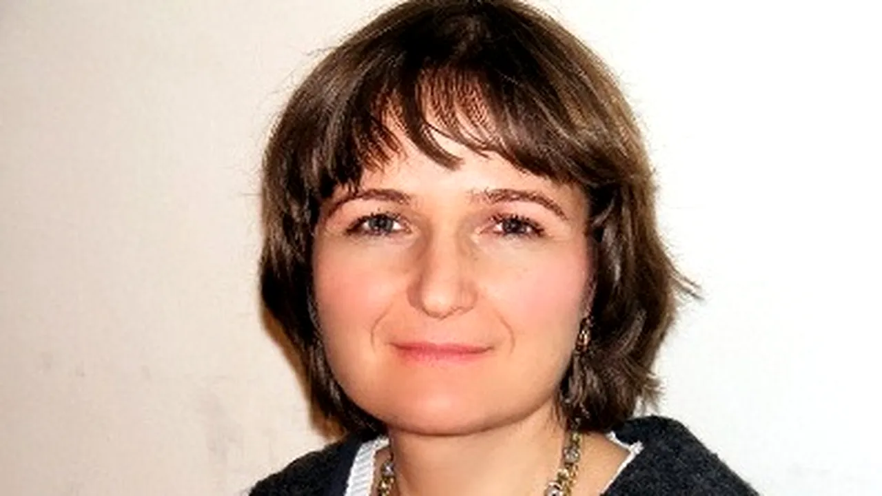 Universitatea din București lansează o campanie pentru salvarea unei apreciate profesoare de relații publice