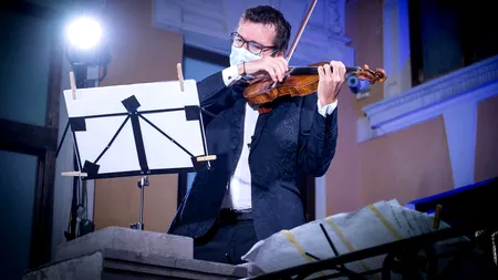1 DECEMBRIE. Imnul Național al României, interpretat de Alexandru Tomescu pe vioara Stradivarius Elder-Voicu: ”Un discurs artistic prin care arătăm lumii România culturală”