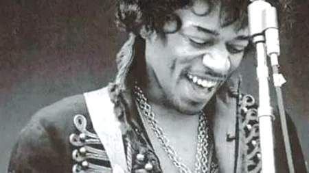 Locuința din Londra a legendarului chitarist Jimi Hendrix, transformată în muzeu