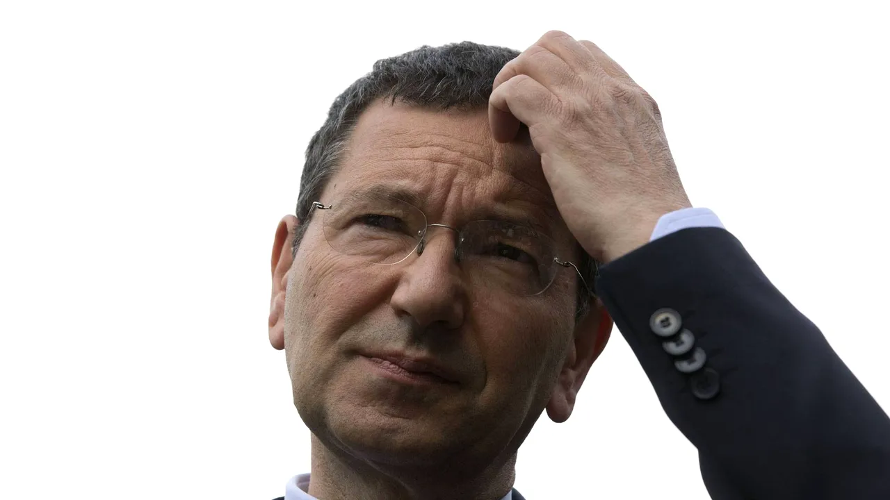 Ce decizie a luat edilul Romei, Ignazio Marino, acuzat de corupție, după ce și-a dat demisia în urmă cu trei săptămâni