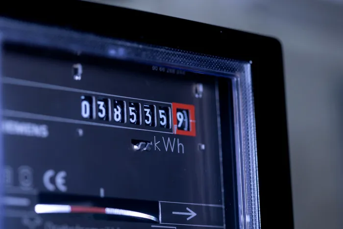 Hidroelectrica majorează prețul energiei pentru consumatorii casnici, pe fondul secetei și al scumpirilor din piață. Cât va costa un kilowatt-oră