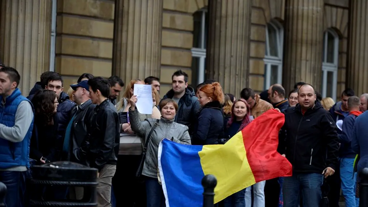 Sondaj IRES: Câtă încredere au românii în diaspora și Facebook