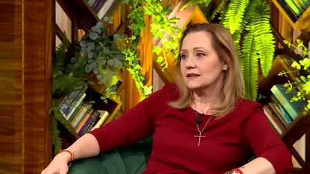 Elena Lasconi: 