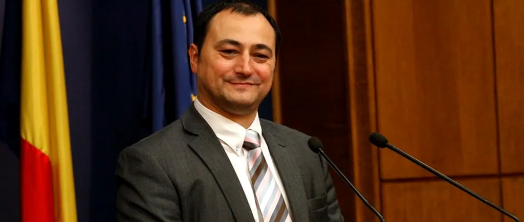 Consilierul Mirel Palada a mai rămas o lună la Guvern, după plecarea lui Victor Ponta. El a fost demis