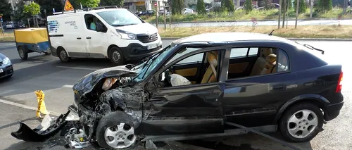 Accident teribil în județul Iași, cu patru victime. Două mașini de lux s-au izbit frontal