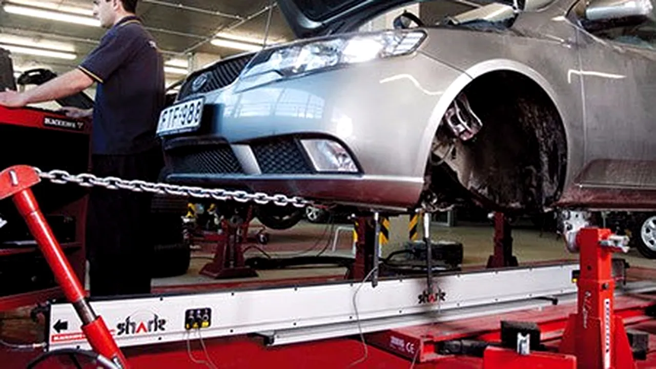 Cât cheltuie în medie un român pe an pentru a-și repara mașina în service