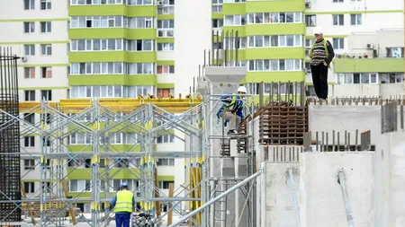 Când pleacă de la muncă, românul are în buzunar cel mai mic salariu din UE. Când ajunge acasă, devine brusc invidia Europei