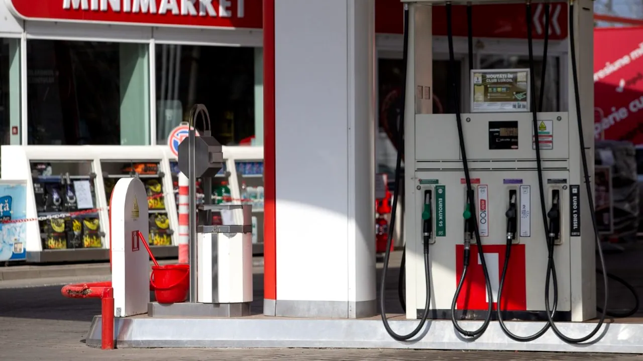 Inspecția Muncii a verificat aproape 600 de benzinării, fiind aplicate amenzi de peste 380.000 de lei