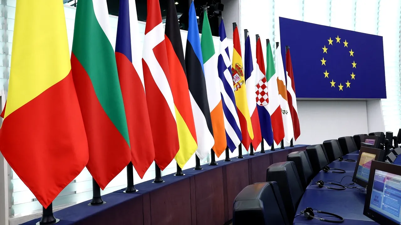 Consiliul UE confirmă noi STANDARDE de POLUARE pentru camioane și autocare, după ce Germania a renunțat la obiecții