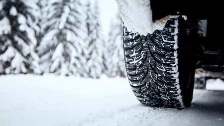 Când montezi cauciucurile de iarnă. Care sunt prețurile, dar și AMENZILE