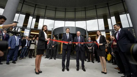 E mai bine acum? Ce i-ați spune unui om trezit din comă după 30 de ani