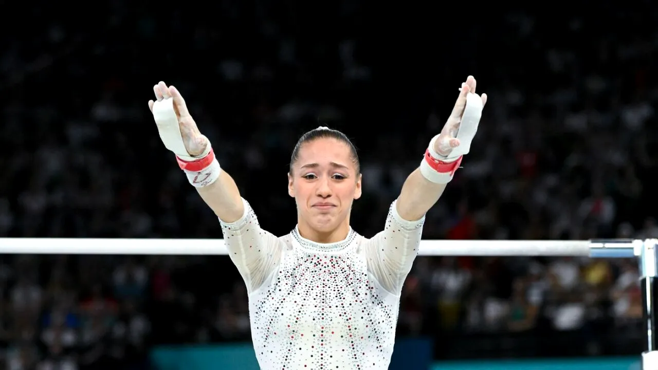 Cine este Kaylia Nemour, prima gimnastă africană care a câștigat o medalie de aur. Legătura surprinzătoare a sportivei cu România