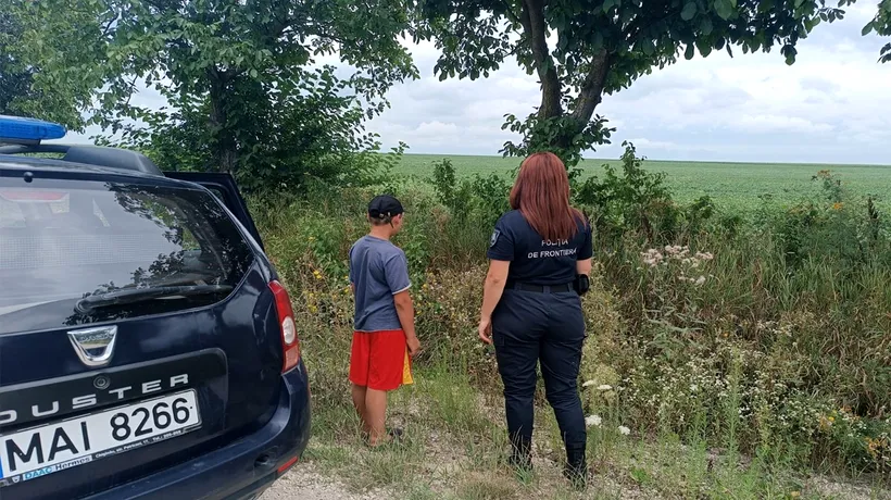 Un băiat de 13 ani cu răni la mâini, găsit în Republica Moldova după ce a trecut ilegal granița Ucraina. Ce le-a MĂRTURISIT polițiștilor
