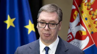 Președintele Serbiei, Aleksandar Vucic, a anunțat că demisionează după 9 ani și convoacă alegeri anticipate