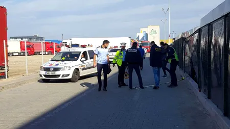 Accident de muncă groaznic: un șofer din Pitești și-a spulberat cinci colegi în curtea instituției, o femeie a murit pe loc