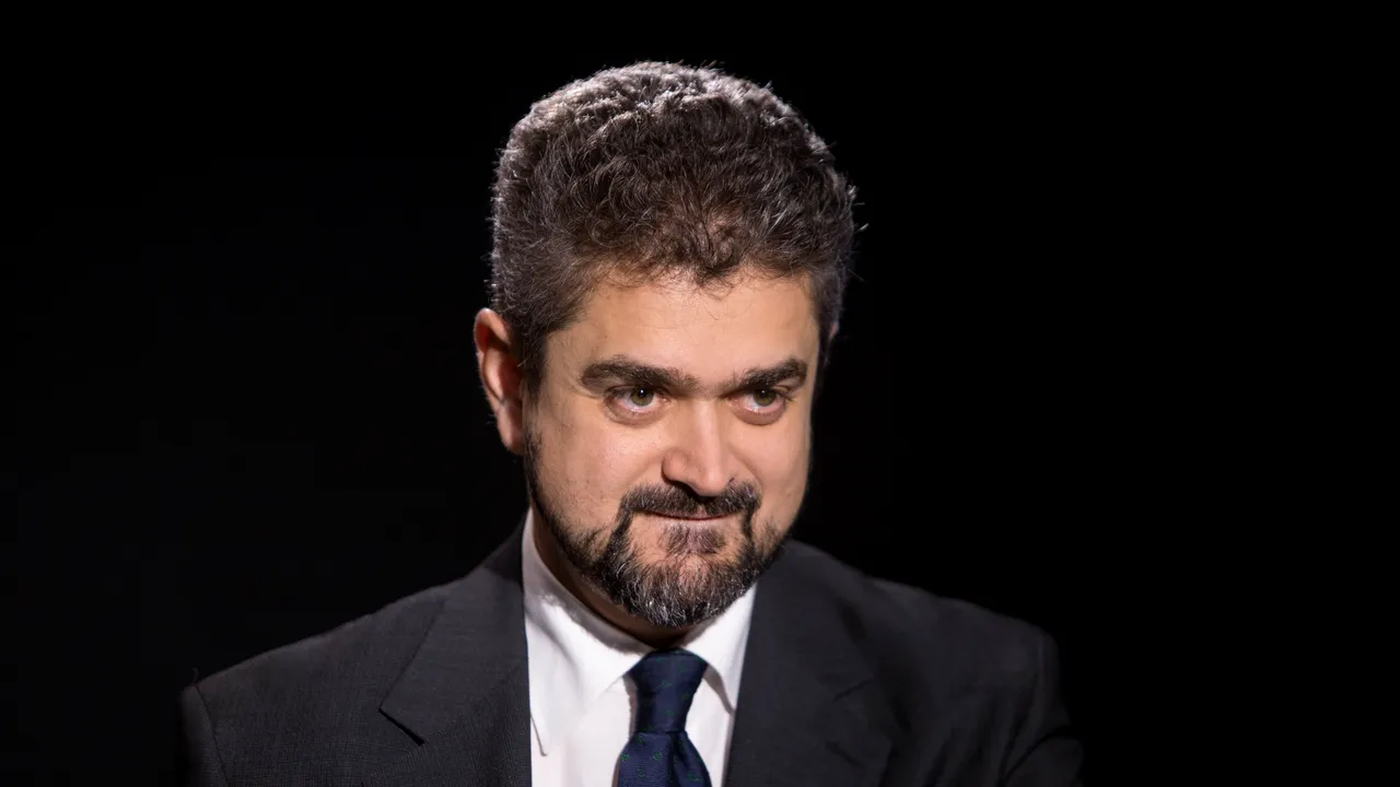 Paleologu: Este o teribilă ironie a sorții că Guvernul stă la mâna lui Ponta