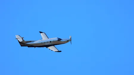 O aeronavă de mici dimensiuni, cu cinci persoane la bord, a aterizat de urgență pe Aeroportul Otopeni. Care a fost motivul