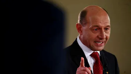 Avertismentul lui Băsescu de pe Facebook: 