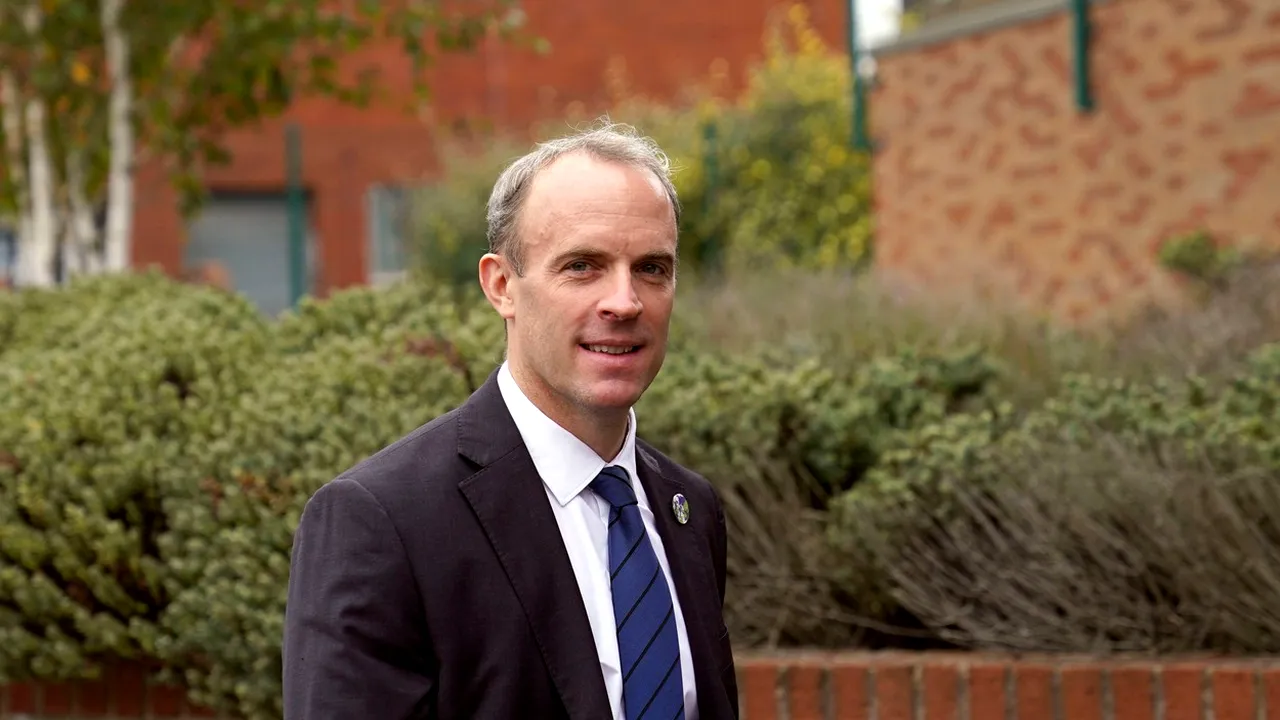 Ministrul britanic al Justiției nu mai vrea ca Londra să „primească ordine” de la CEDO. Guvernul pregătește modificarea legislației privind drepturile omului