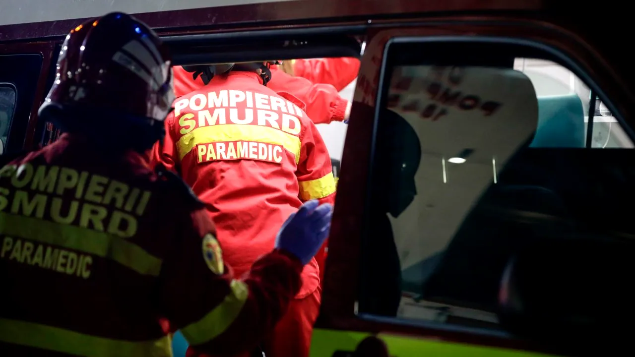 Tragedie în Iași: O tânără de doar 19 ani a fost găsită moartă în baie. Tatăl a încercat să o salveze, dar a fost prea târziu