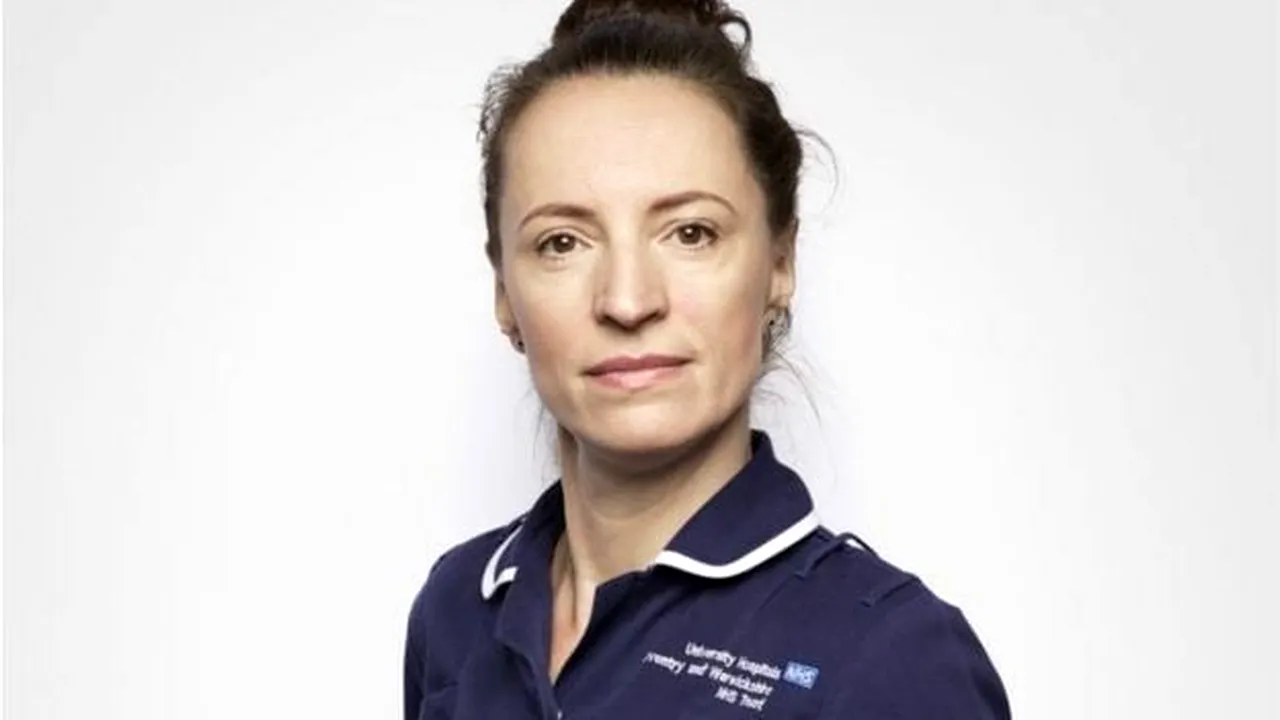 IMPRESIONANT. Povestea Claudiei, moașa din Călărași care a devenit simbolul Sistemului Național de Sănătate din Marea Britanie. A pornit de jos, iar acum este celebră în Regatul Unit