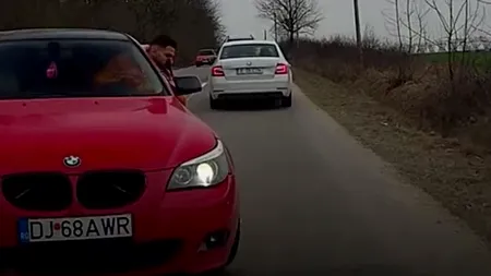 Ca-n traficul din Rusia! Un șofer a fost blocat și amenințat cu pistolul pe un drum din Dolj (VIDEO)