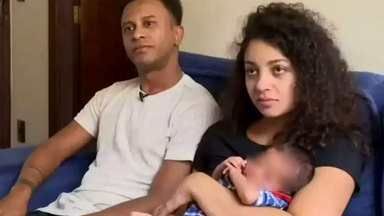 Acești doi părinți au ales un nume pentru fiul lor, însă Evidența Populației nu i-a lăsat. Cum voiau să-și numească băiatul