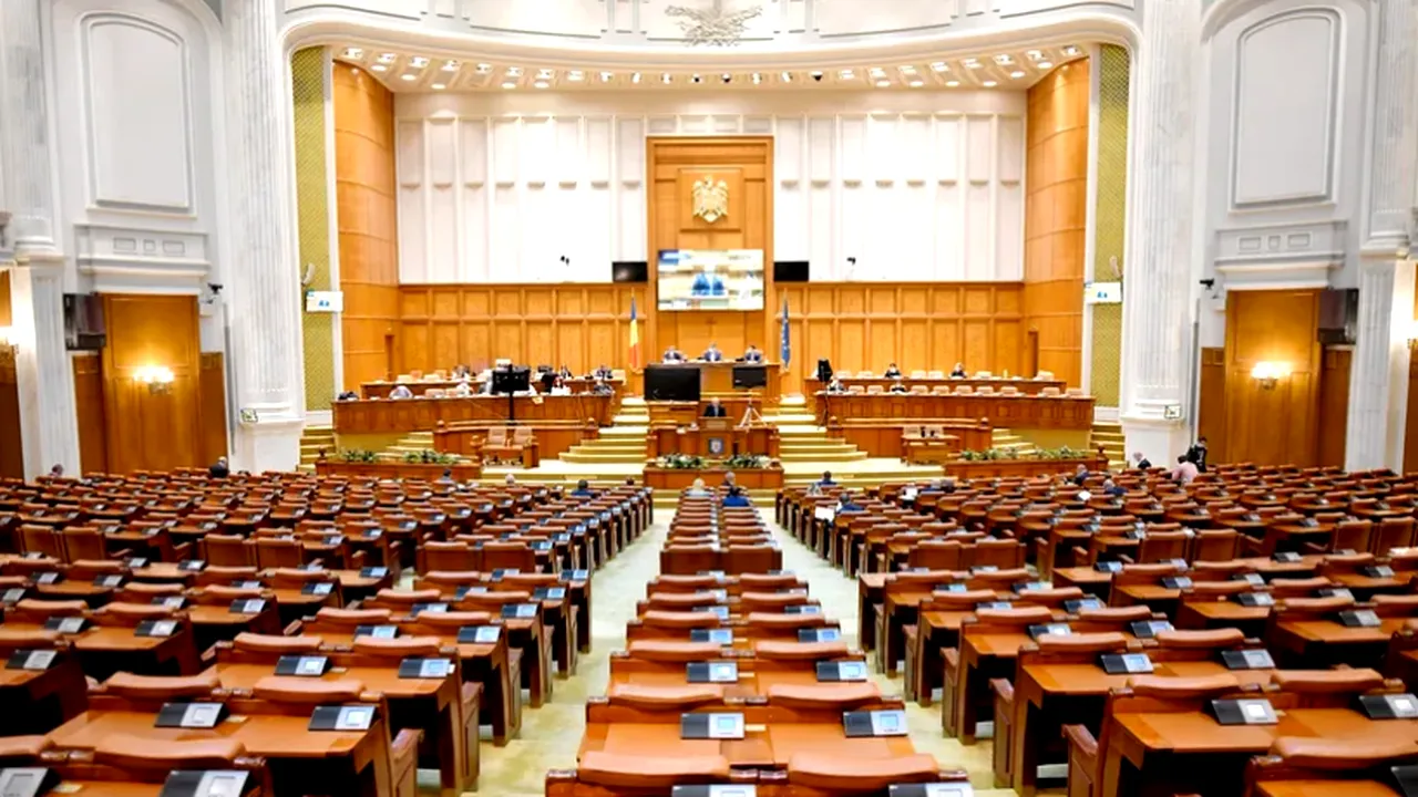 ANALIZĂ | Specialiștii demontează obiecțiile USR la legea avertizorilor de integritate: ”Ce își doresc cei de la USR? Să aducă turnătorii?”