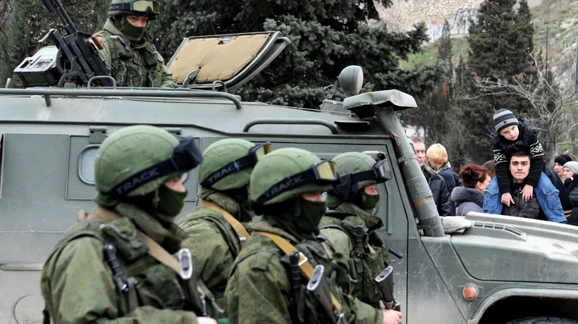 Un oficial ucrainean susține că Rusia a mobilizat 100.000 de militari la frontieră