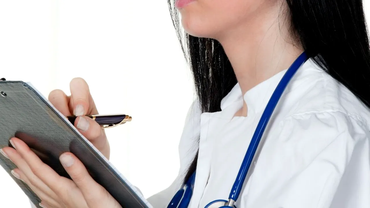 Peste 10.000 de candidaţi, înscrişi la examenul de REZIDENȚIAT / Concursul are loc duminică, în șase centre universitare